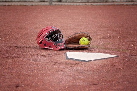 Field play game