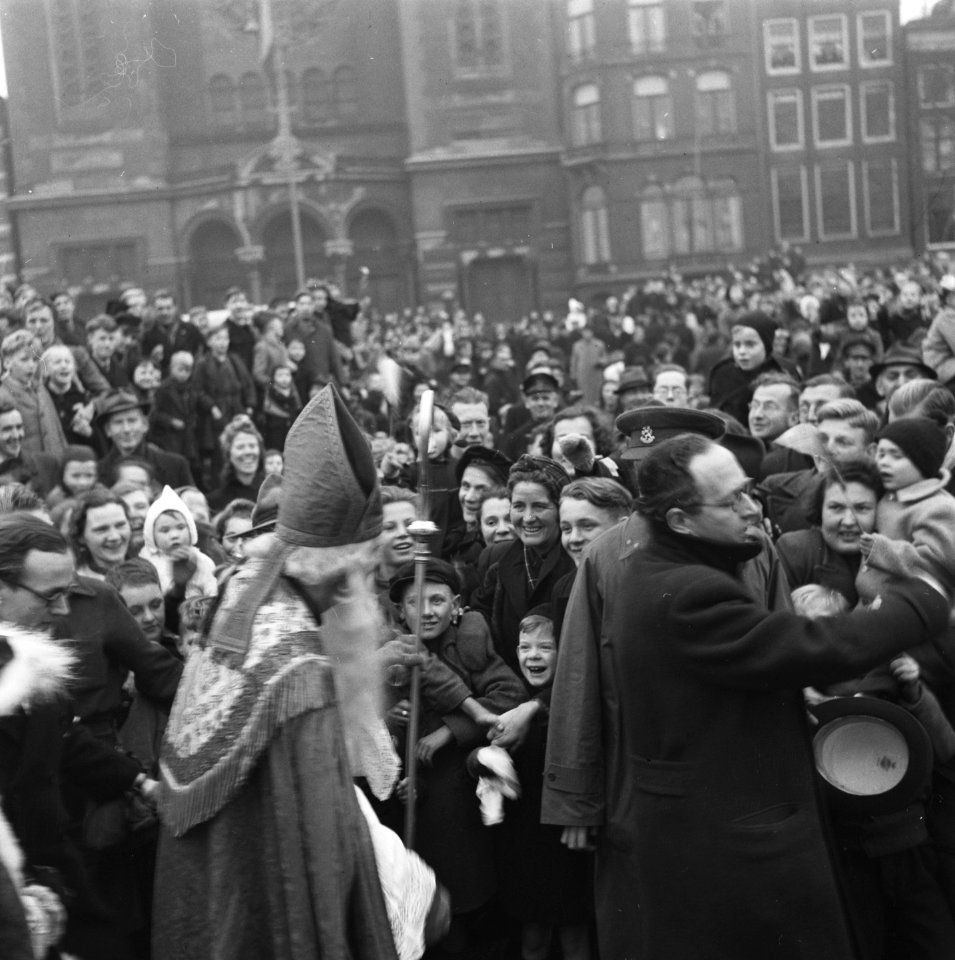 Aankomst Sint Nicolaas te Amsterdam, Bestanddeelnr 901-1685