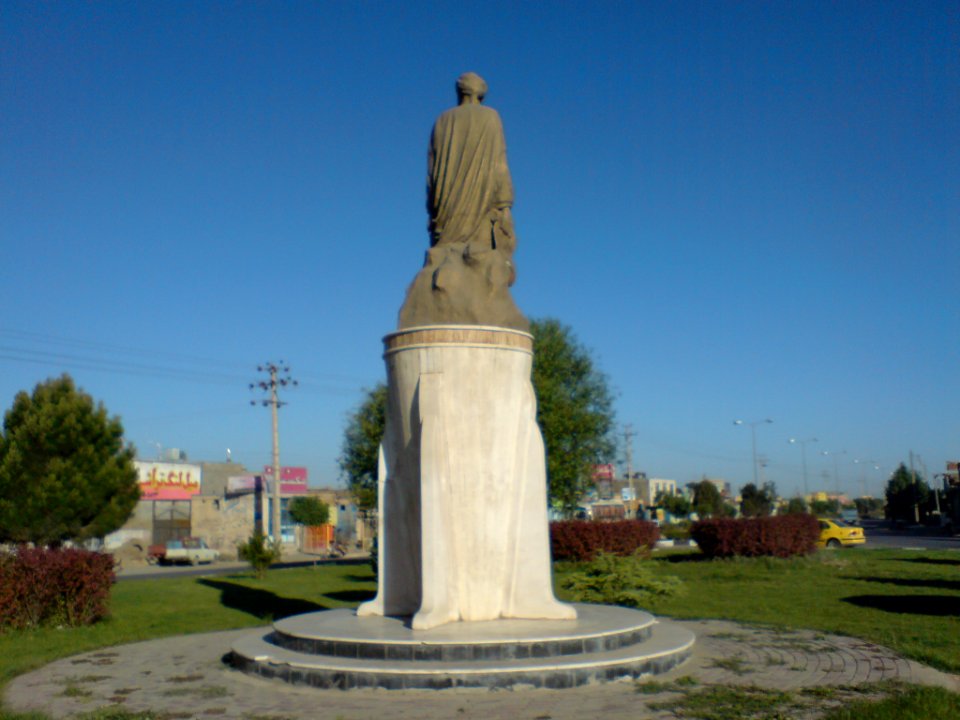 Abū-Sa'īd Abul-Khayr Statue at nishapur (8)