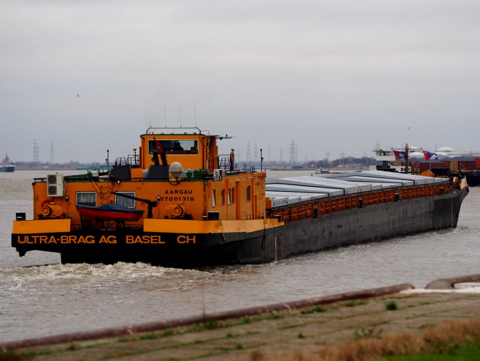 Aargau (ship, 1981) ENI 07001318 boudewijnsluis Port of Antwerp pic3