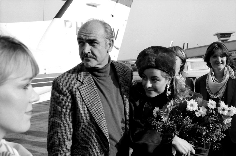 Aankomst Sean Connery (James Bond) op Schiphol, 23 november 1983