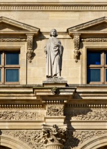 Abélard façade Louvre