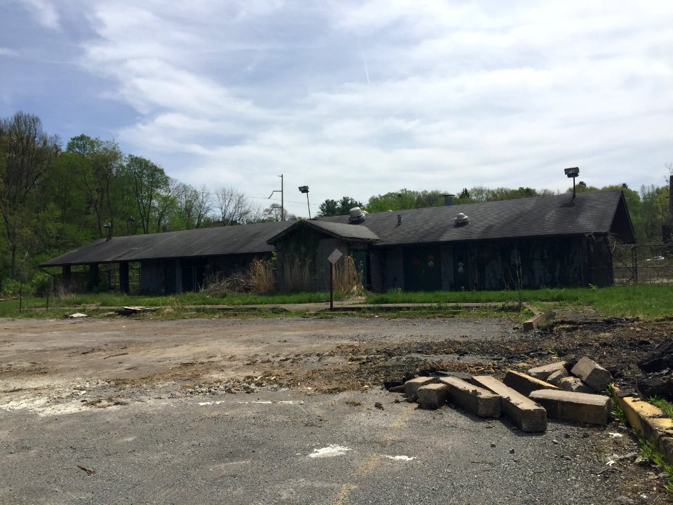 Abandoned YMCA bathhouse, Upper St. Clair, Pennsylvania, 5-2-2021