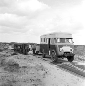 Aanleg en verbeteren van wegen, dijken en spaarbekken, funderingen, plaatbelasti, Bestanddeelnr 161-0571