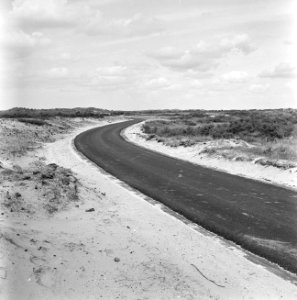 Aanleg en verbeteren van wegen, dijken en spaarbekken, duinen, haasveld, Bestanddeelnr 161-0563