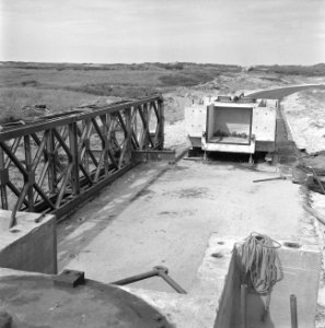 Aanleg en verbeteren van wegen, dijken en spaarbekken, funderingen, plaatbelasti, Bestanddeelnr 161-0575
