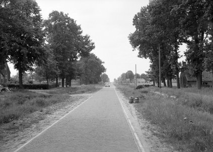 Aanleg en verbeteren van wegen, dijken en spaarbekken, demping, dwarsgat, Bestanddeelnr 161-0098