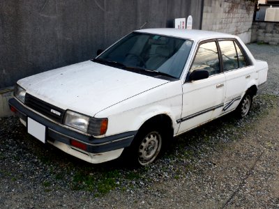 Abandoned Mazda FAMILIA Sedan XE (BF) front