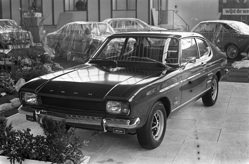 Aanstaande donderdag begint 58e RAI tentoonstelling van personenautos. Ford Capr, Bestanddeelnr 922-0916