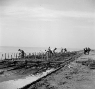 Aanleg dijk Zuidoostpolder bij Vossenveen zinkstukken, Bestanddeelnr 904-1213