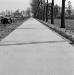 Aanleg en verbeteren van wegen, dijken, spaarbekken, dorther, oxerweg, Bestanddeelnr 250-8034