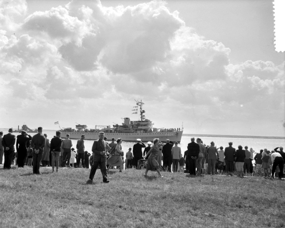 Aankomst Willem van der Zaan uit Antillen in Den Helder, Bestanddeelnr 907-9183