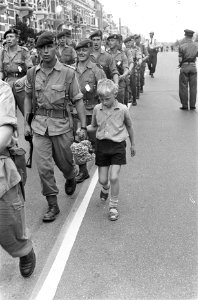 Aankomst vierdaagse Nijmegen, Bestanddeelnr 916-7052