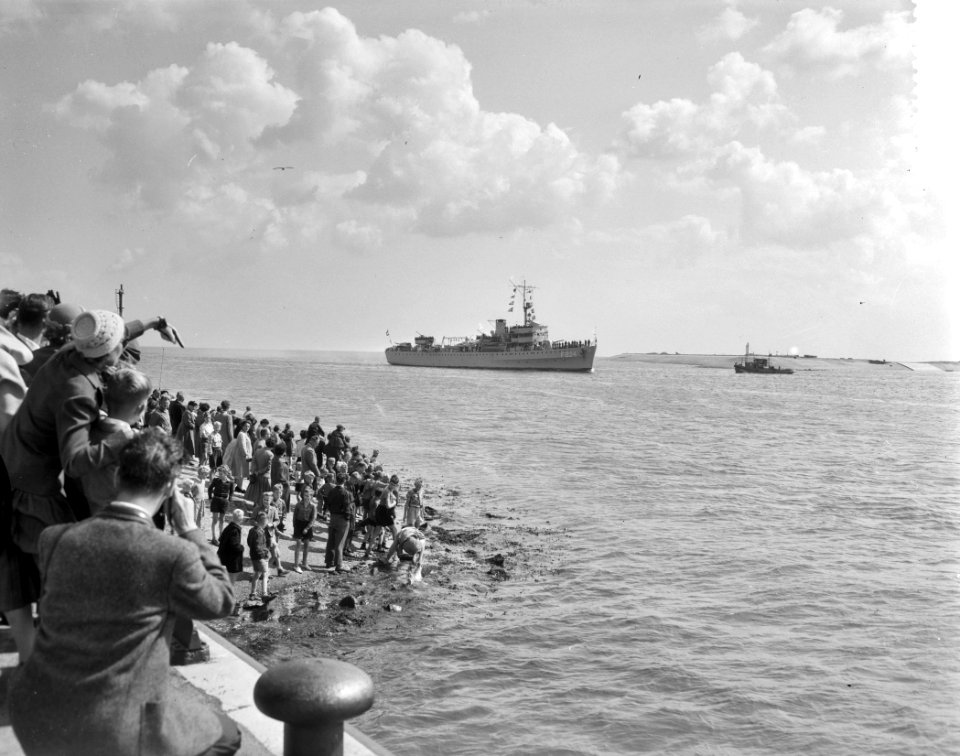 Aankomst Willem van der Zaan uit Antillen in Den Helder, Bestanddeelnr 907-9179