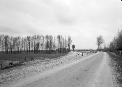 Aanleg en verbeteren van wegen, dijken en spaarbekken, bochtafsnijdingen, de wap, Bestanddeelnr 161-1168