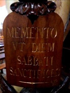 Amplepuis - Église Saint Pothin - Chaire - Dix commandements de Dieu (03)