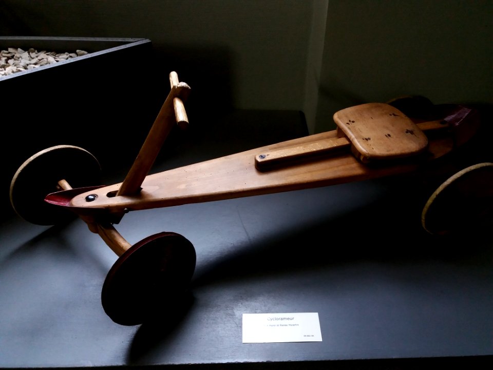 Amplepuis - Musée Barthélemy Thimonnier - Cyclorameur