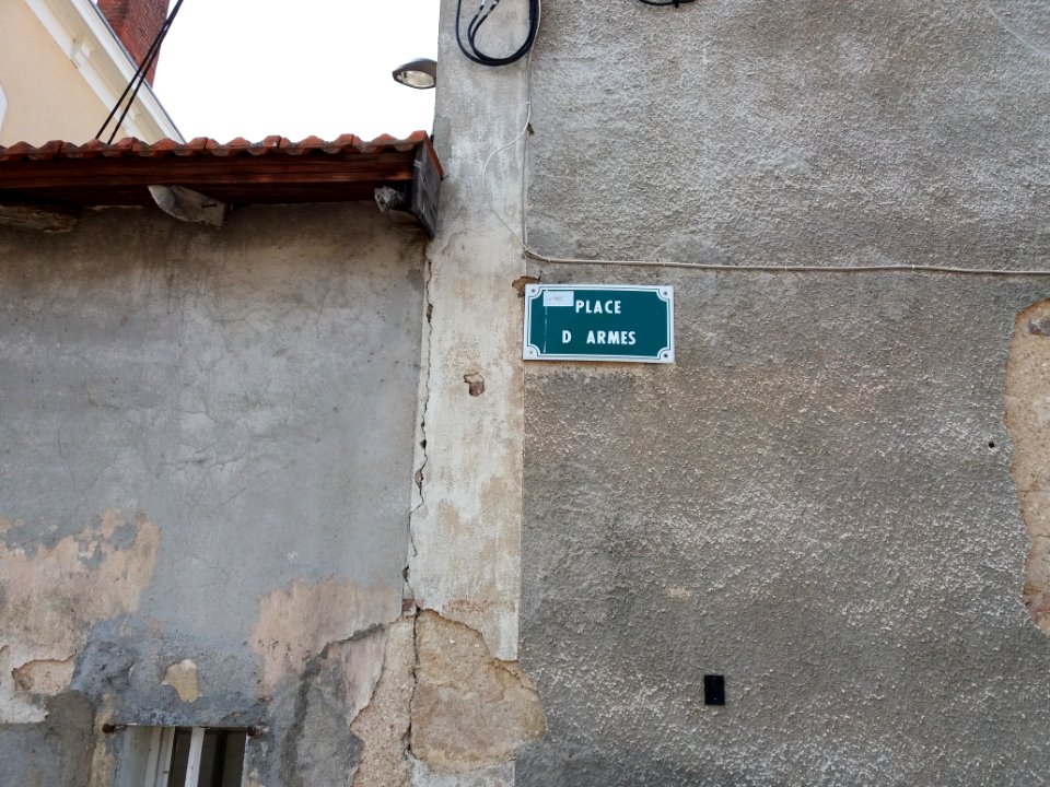 Amplepuis - Place d'Armes - Plaque