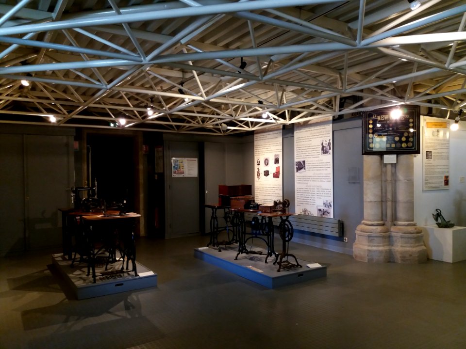 Amplepuis - Musée Barthélemy Thimonnier - Salle au rez-de-chaussée