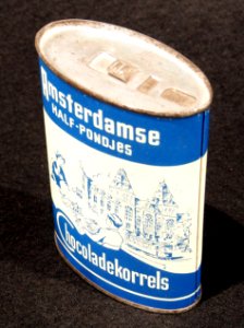 Amsterdamse Half-Pondjes Chocoladekorrels blikje, foto04