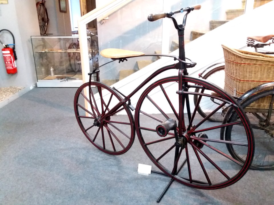 Amplepuis - Musée Barthélemy Thimonnier - Salle des cycles - Vélocipède, 1868