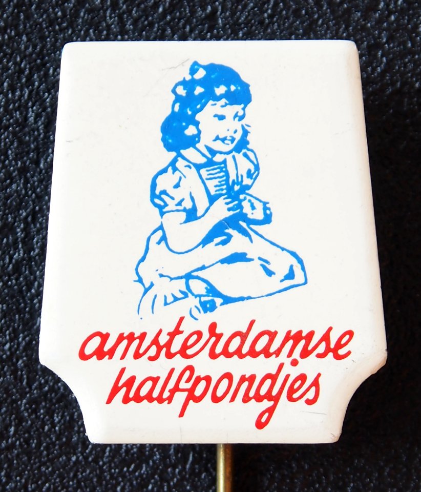 Amsterdamse halfpondjes, meisje, reclame speldje