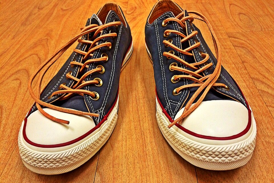 Chucks hipster orange shoes