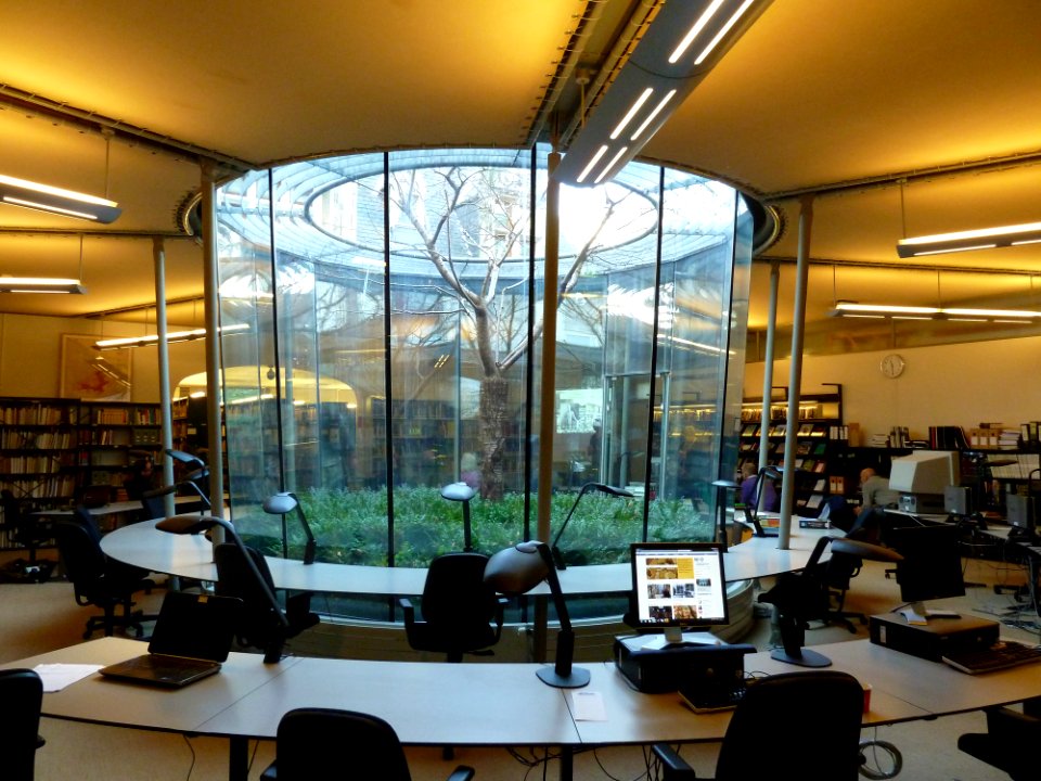 Amsterdam-NIOD edit-a-thon 29 November 2014 (12)