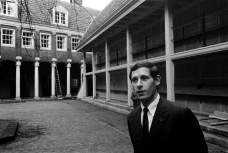 Amsterdams Historisch Museum bijna gereed. Dr. S. H. Levie , direkteur Gem. Muse, Bestanddeelnr 922-9603