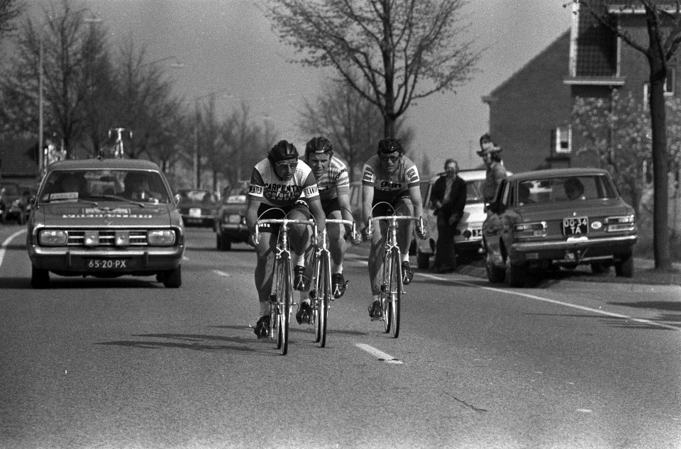 Amstel Goldrace, in de kopgroep v.l.n.r. Wilfried David Hennie Kuiper en winnaar, Bestanddeelnr 927-1256