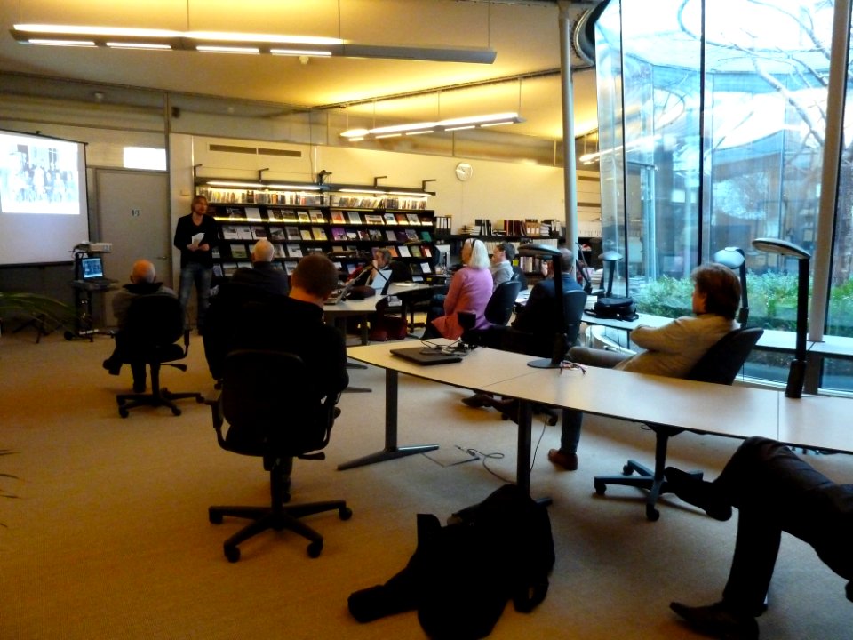 Amsterdam-NIOD edit-a-thon 29 November 2014 (2)