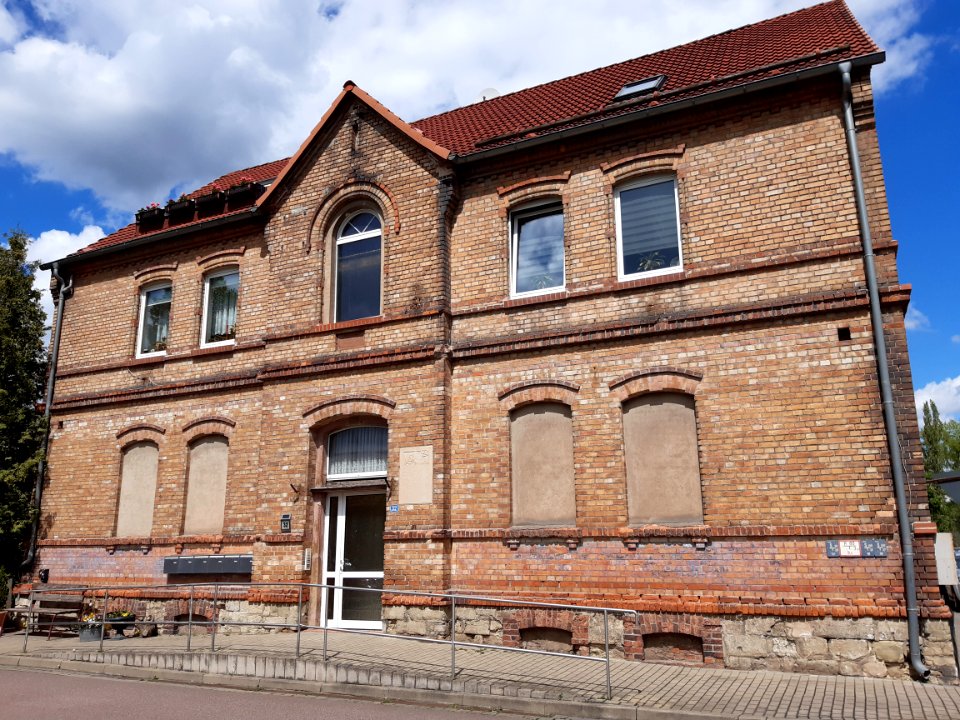 Amsdorf Hauptstr.32 alteSchule