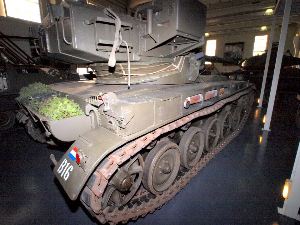 AMX-13 Lt tank 2D 105 mm pic09
