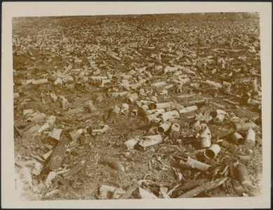 An exploded German ammunition dump., Bestanddeelnr 158-1789