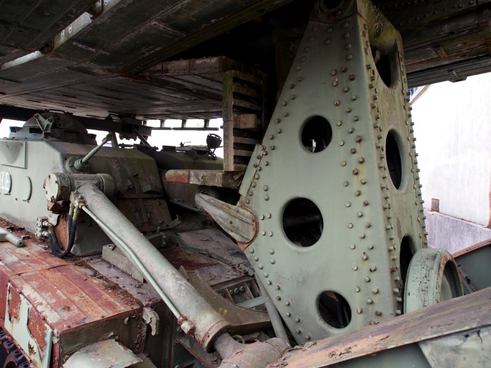 AMX-13 Poseur de pont,, Musée des Blindés, France, pic-04