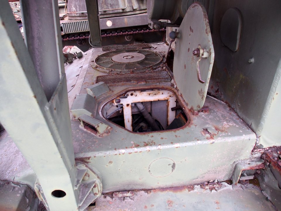 AMX-13 Poseur de pont,, Musée des Blindés, France, pic-02