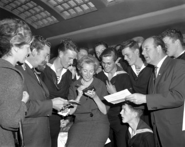 Amusementsprogramma voor Militairen in Nieuw-Guinea, opgenomen in het Minerva pa, Bestanddeelnr 914-0804