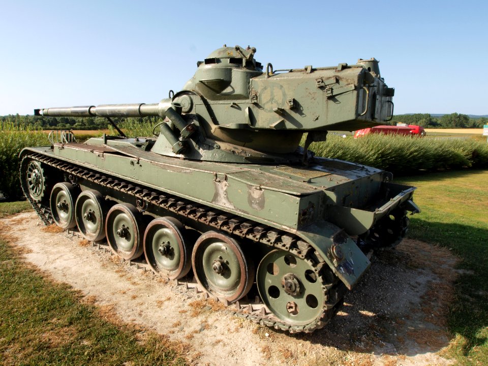 AMX13 at Monuments de Chars near Berry-au-Bac pic6