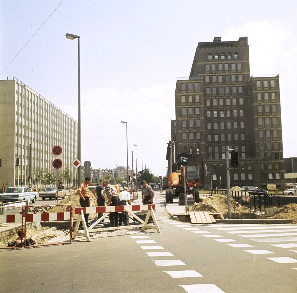 Amsterdamse stadsgezichten wegwerkzaamheden Rhijnspoorplein, Bestanddeelnr 254-8672