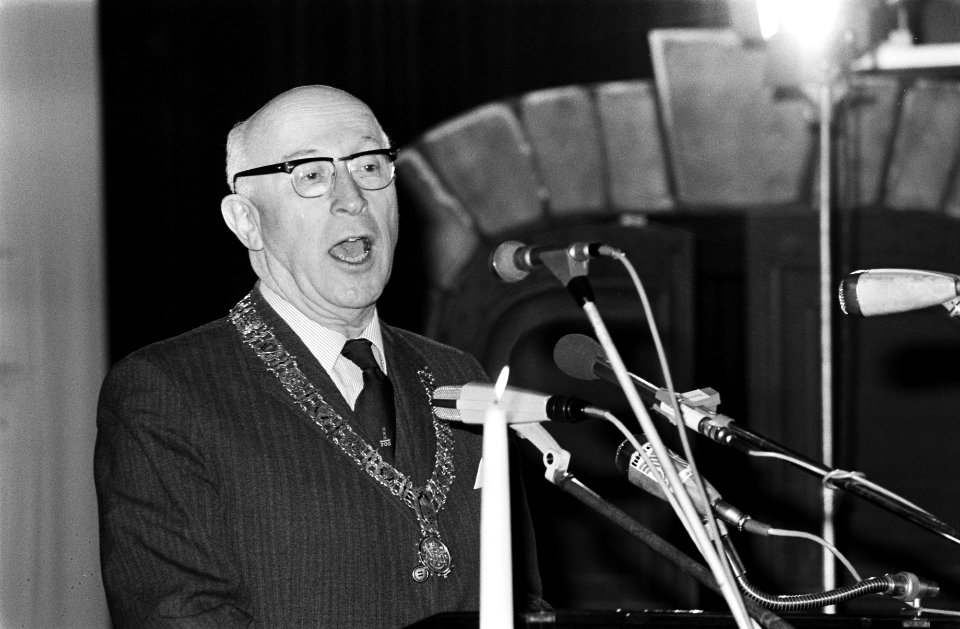 Amsterdam 700 jaar openingsplechtigheid in Westerkerk burgemeester Samkalden s, Bestanddeelnr 927-6698