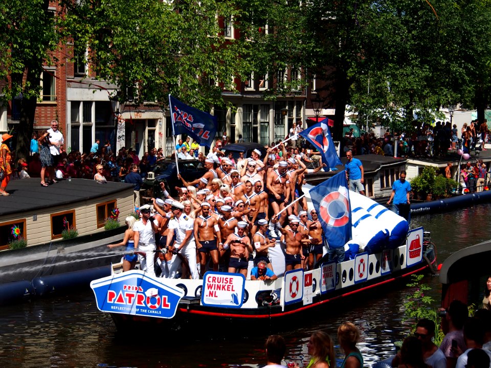 Amsterdam Gay Pride 2013 boat no4 pic1