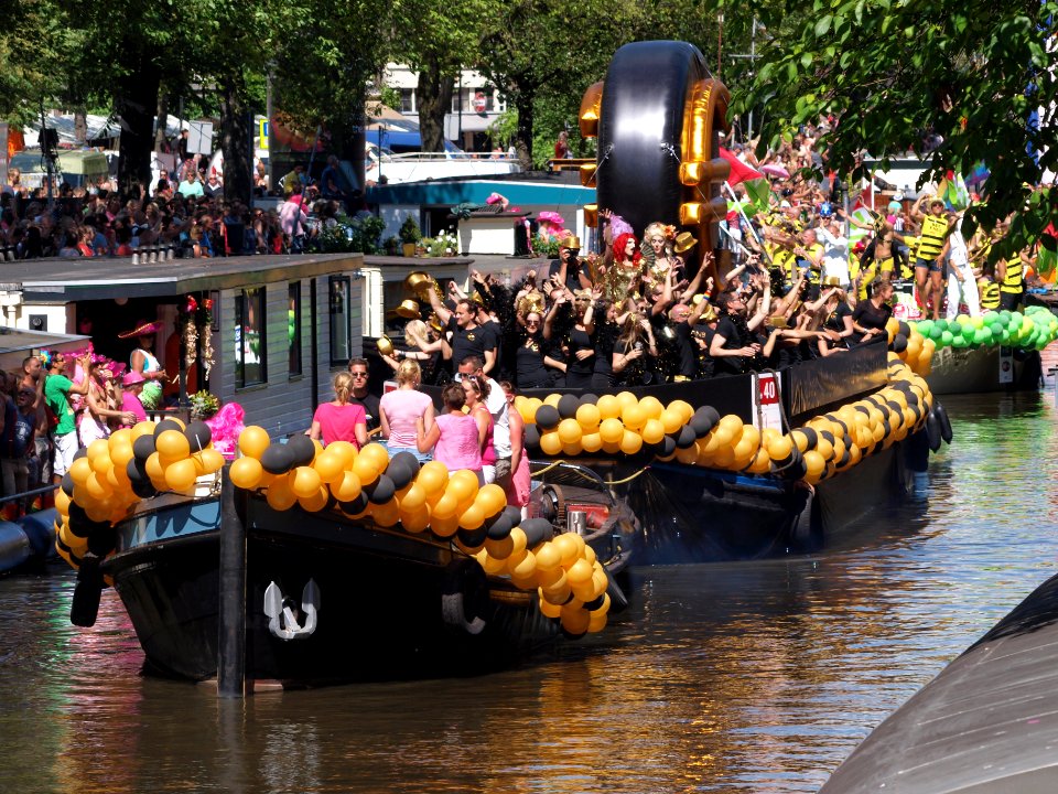 Amsterdam Gay Pride 2013 boat no40 pic2