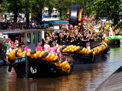 Amsterdam Gay Pride 2013 boat no40 pic2