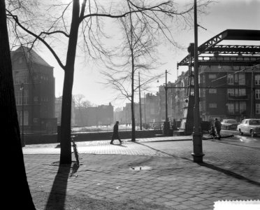 Amsterdam bouwt en sloopt in de binnenstad, gezicht op de Weesperstraat vanaf he, Bestanddeelnr 911-0383