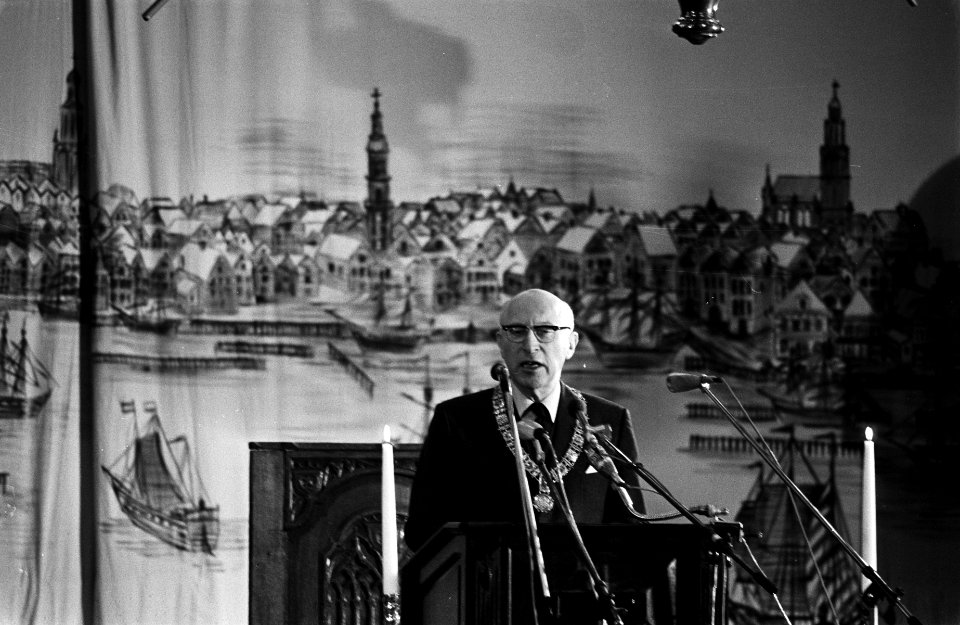 Amsterdam 700 jaar openingsplechtigheid in Westerkerk burgemeester Samkalden s, Bestanddeelnr 927-6697
