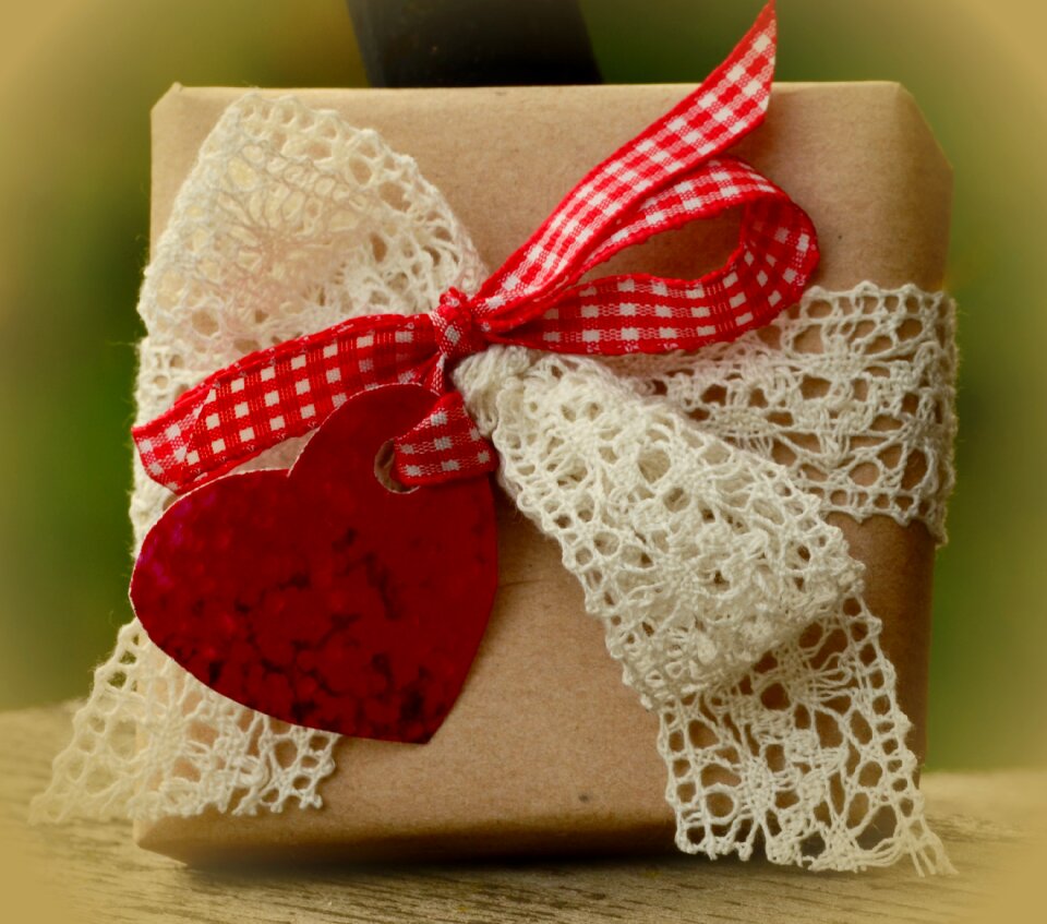 Gift tape give away pack