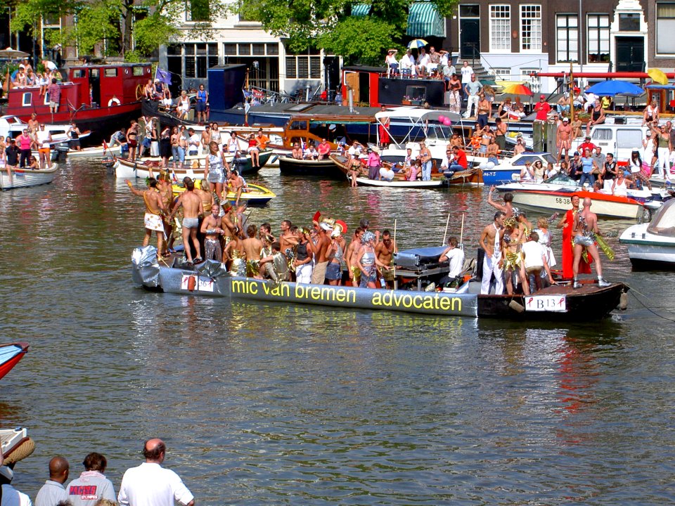 Amsterdam Gay Pride 2004, Canal paarade -002