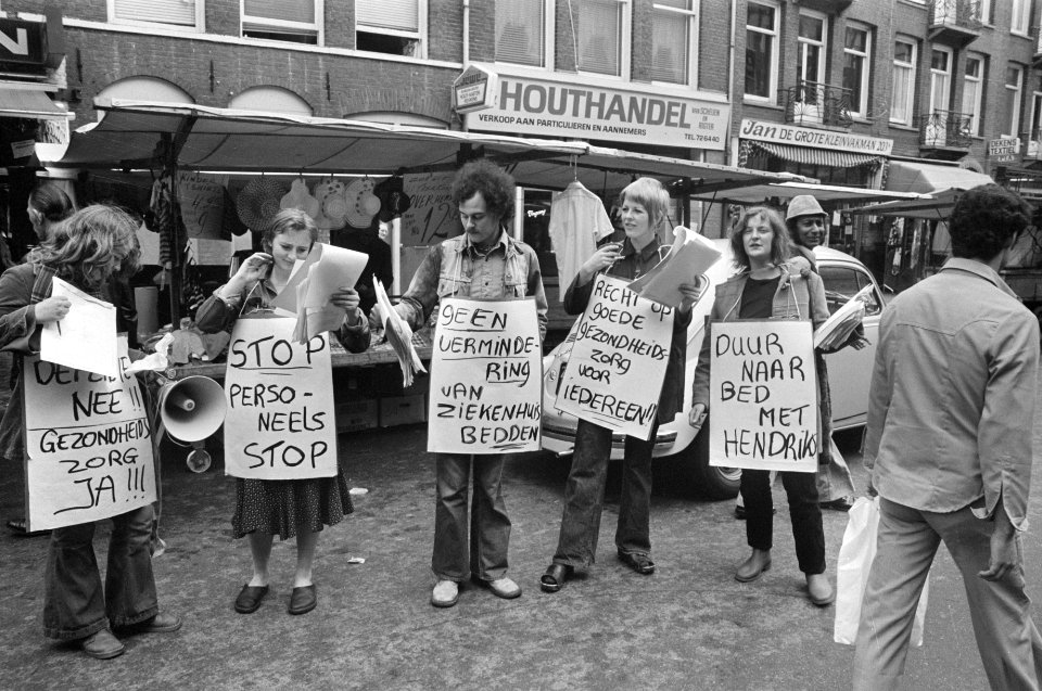 Amsterdam Actiecomite Gezondheidszorg demonstreert tegen personeelsstop in zieke, Bestanddeelnr 927-3513