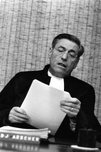 Amsterdam, uitspraak kort geding van Prins Claus tegen uitgever van Prive mr. A, Bestanddeelnr 933-5105