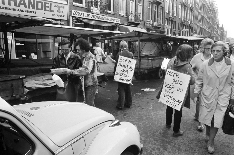 Amsterdam Actiecomite Gezondheidszorg demonstreert tegen personeelsstop in zieke, Bestanddeelnr 927-3516